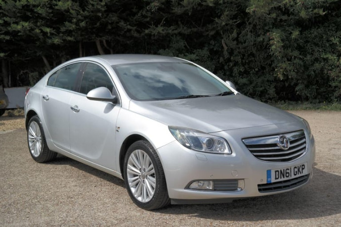 vauxhall-insignia-20-cdti-elite-nav-2012-big-0