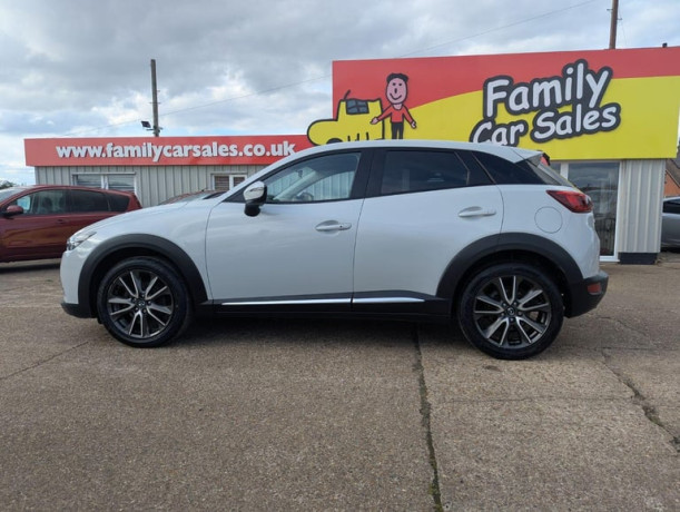mazda-cx-3-skyactiv-g-sport-nav-lovely-condition-new-major-service-and-mot-big-2
