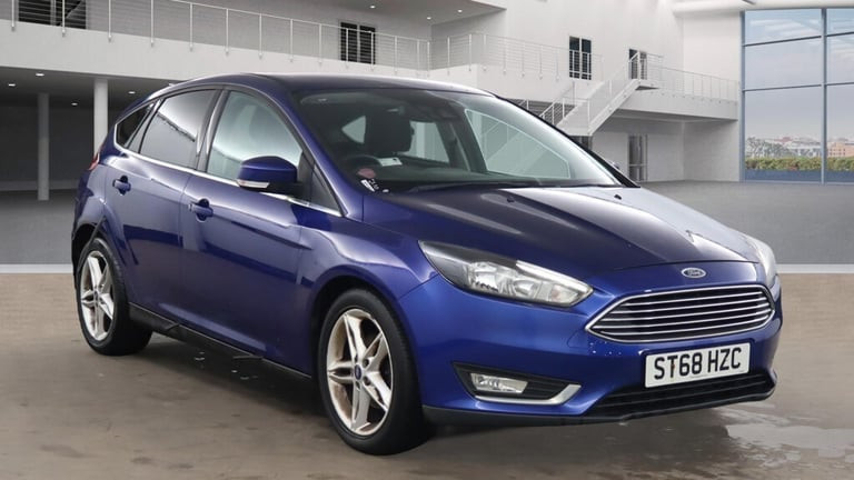 finance-available-2018-ford-focus-10-eb-125-titanium-hatchback-long-mot-2-keys-big-0
