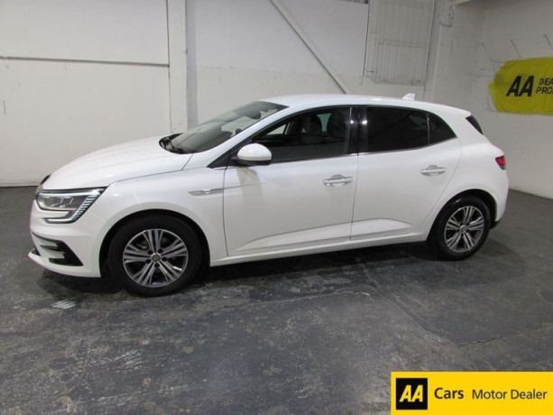2021-21-renault-megane-13-tce-iconic-hatchback-5dr-petrol-manual-euro-6-ss-big-1