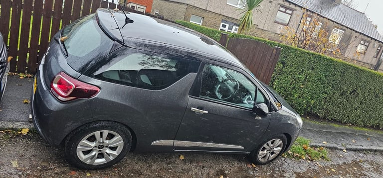 citroen-ds3-hatchback-2014-manual-1199-cc-3-doors-big-1