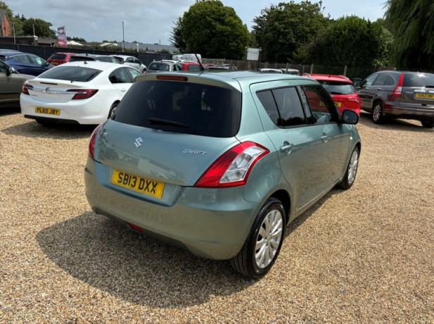 2013-suzuki-swift-12-sz4-5dr-auto-petrol-big-2