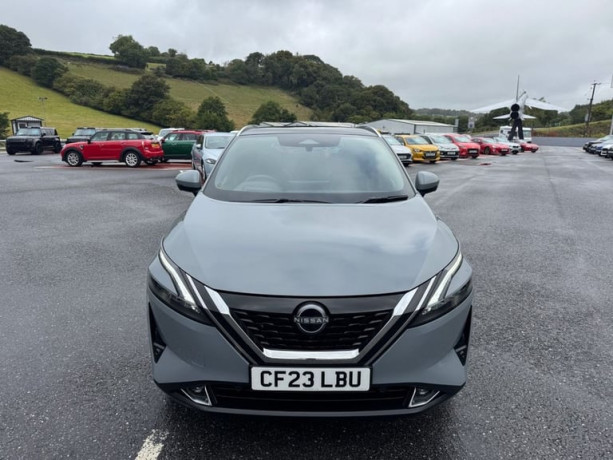 2023-23-nissan-qashqai-15-h-e-power-tekna-190ps-hybrid-in-ceramic-grey-black-big-1