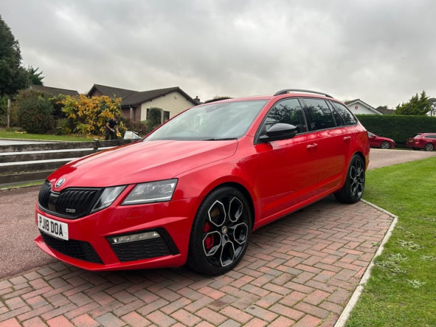 2018-skoda-octavia-20-tsi-245-vrs-5dr-dsg-estate-petrol-automatic-big-1