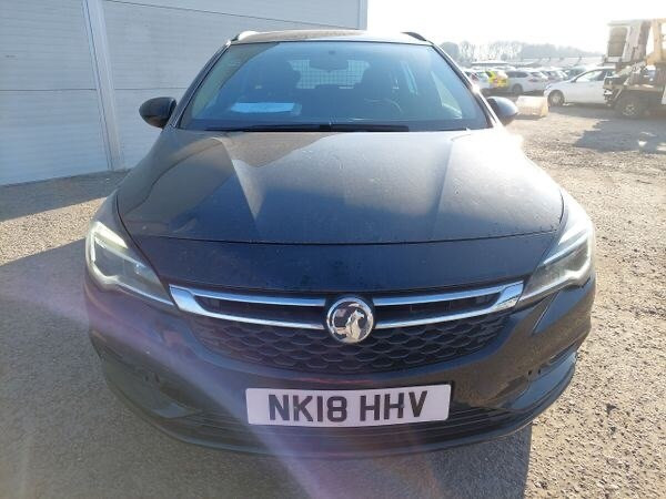 2018-vauxhall-astra-16-cdti-16v-136-design-5dr-diesel-big-2