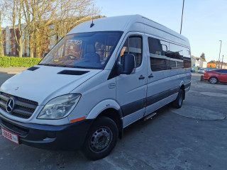 minibus-hire-with-driver