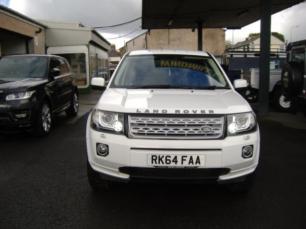2014-land-rover-freelander-22-sd4-se-tech-5dr-automatic-estate-diesel-automatic-big-1