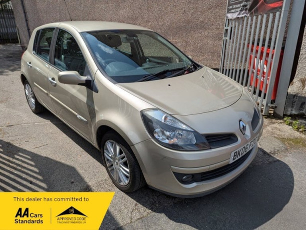 2006-renault-clio-initiale-16v-hatchback-petrol-automatic-big-2