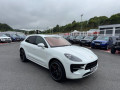 2018-68-porsche-macan-20t-pdk-auto-suv-facelift-model-with-ps12500-small-0