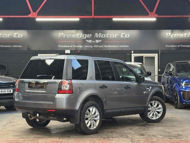 2011-land-rover-freelander-2-td4-xs-suv-diesel-manual-big-3