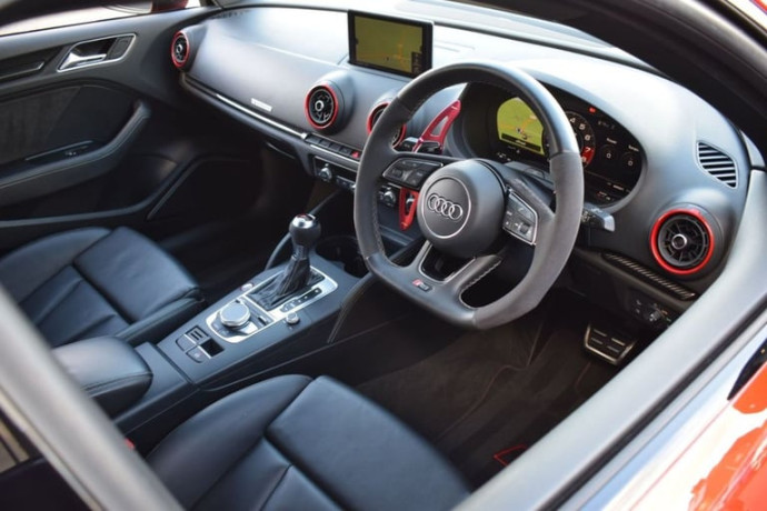 2018-18-audi-rs3-25-tfsi-saloon-4dr-petrol-s-tronic-quattro-euro-6-ss-400-p-big-2