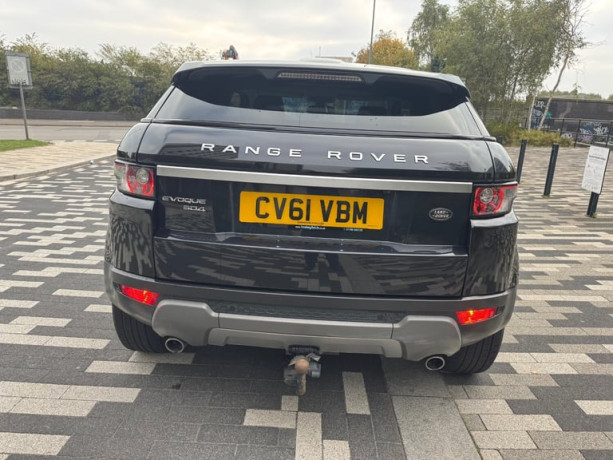 2011-land-rover-range-rover-evoque-22-diesel-4wd-pure-6-speed-manual-coupe-3dr-big-3