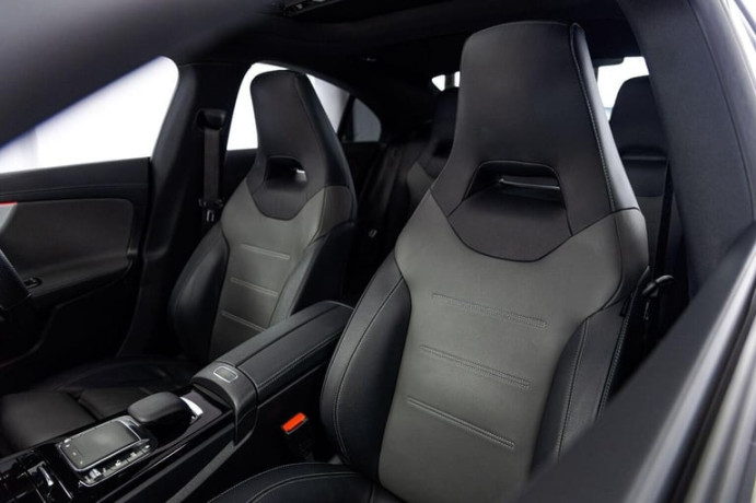 mercedes-benz-cla-13-cla250e-156kwh-amg-line-night-edition-premium-plus-big-3