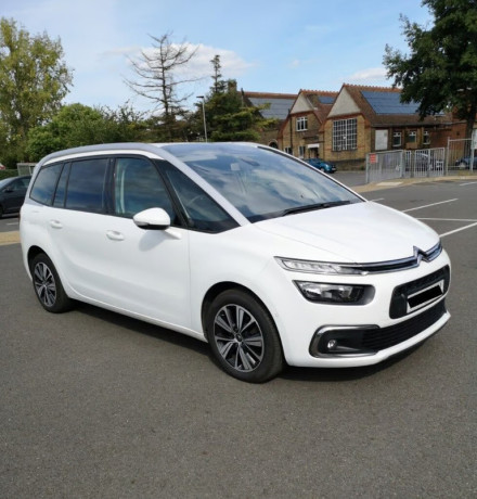 uber-ready-pco-licensed-car-hire-uber-approved-xl-or-x-big-1