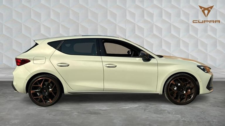 2025-cupra-leon-15-e-hybrid-272ps-vz3-dsg-automatic-hatchback-hybrid-automatic-big-3