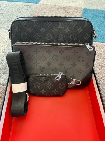 leather-briefcase-big-3