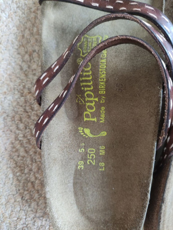 a-pair-of-ladies-birkenstock-leather-strip-toe-hoop-sandals-size-39-great-condition-big-0