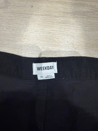 weekday-34-cord-corduroy-trousers-big-1