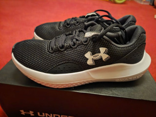 under-armour-womens-trainers-size-6-bnib