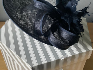 mother-of-the-bridegroom-navy-blue-hatinator