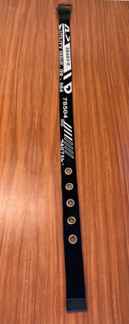 mens-medium-large-utility-issue-black-and-white-belt-big-2