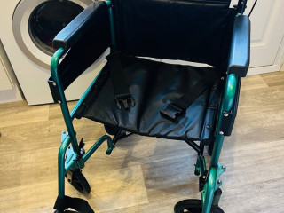 wheelchairextra-wide-seat-nearly-new-excellent-condition-green