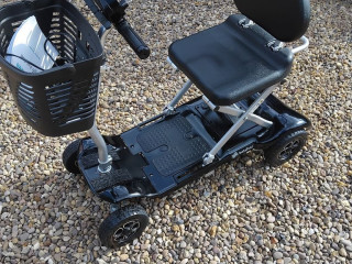 livewell-instafold-mobility-scooter-autofold