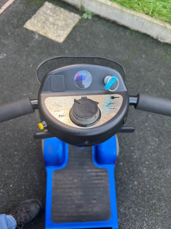 sterling-little-gem-mobility-scooter-big-1