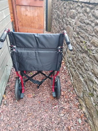 comfy-wheelchair-new-used-once-big-1
