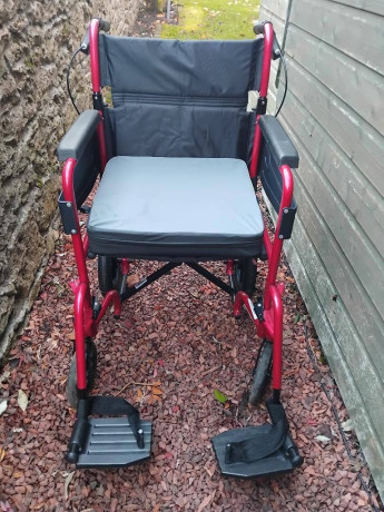comfy-wheelchair-new-used-once-big-2