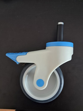 multiple-elderlydisabled-care-equipment-big-3