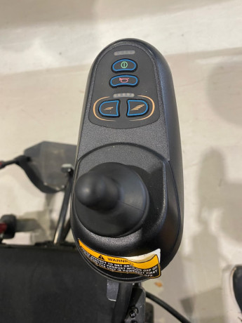 roma-marbella-power-chair-big-2