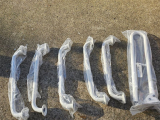 5-handrails-a-drop-down-toilet-arm