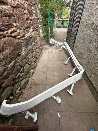 acorn-curve-180-stair-lift-2018-model-stairlift-barely-used-big-1