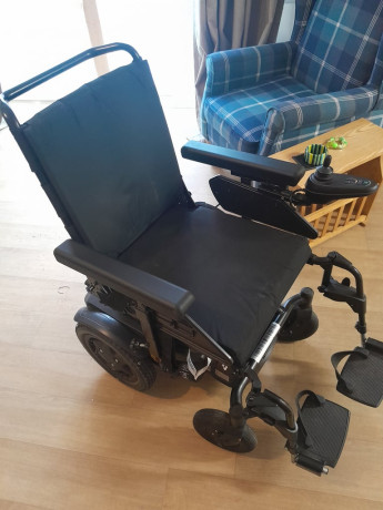 quickie-q100r-used-good-condition-big-1