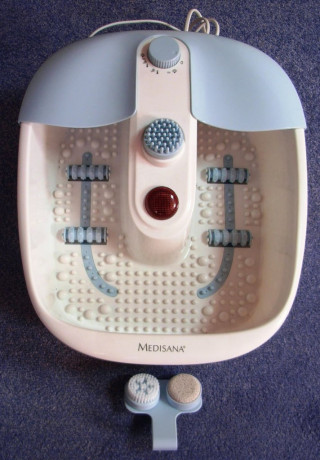 medisana-fs-90l-light-blue-white-foot-spa-comes-with-attachment-instructions-no-box-big-0