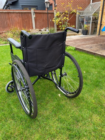 folding-wheelchair-big-2