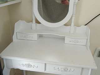 dressing-table