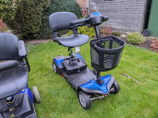 car-boot-mobility-scooter-portable-scooter-4mph-big-1