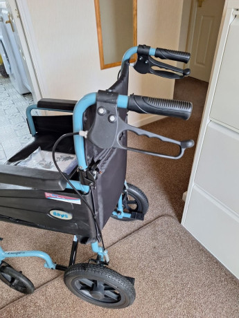 days-escape-lite-wheelchair-big-1