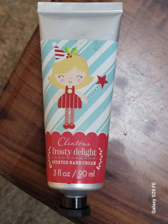clintons-frosty-delight-scented-hand-cream-90ml-3-fl-oz-holiday-moisturizer-big-0