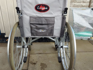 self-propelled-lightweight-folding-wheelchair