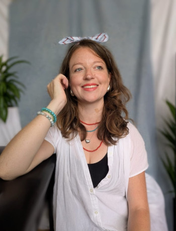 music-teacher-piano-theory-composition-and-conducting-lessons-tuition-online-or-in-person-big-1