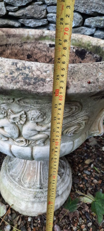 xxl-ornate-garden-pots-big-0