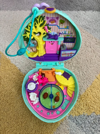 bundle-of-polly-pocket-big-2