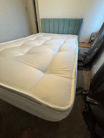 small-double-mattress-big-1