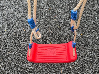 kids-swing-seat