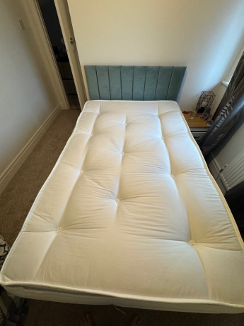 kind-size-matress-novilla-150-x-200-pocket-sprung-big-2