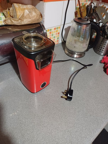 yogurt-and-cheese-maker-plus-popcorn-maker-big-1