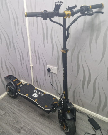 solar-p1-30-electric-scooter-big-0